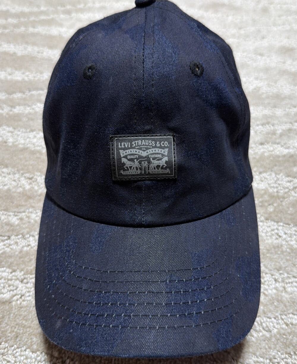 Levi Strauss & Co Men's Logo Baseball Cap Snapback Hat Red Tag Dark Blue Camo